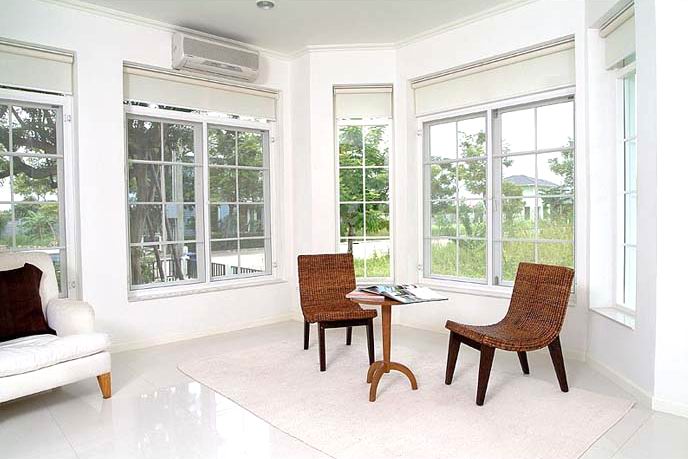 Cửa nhựa lõi thép dẹp